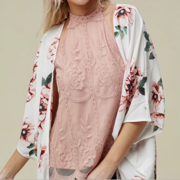 Altar’d State Kimono - Picture 2 of 6